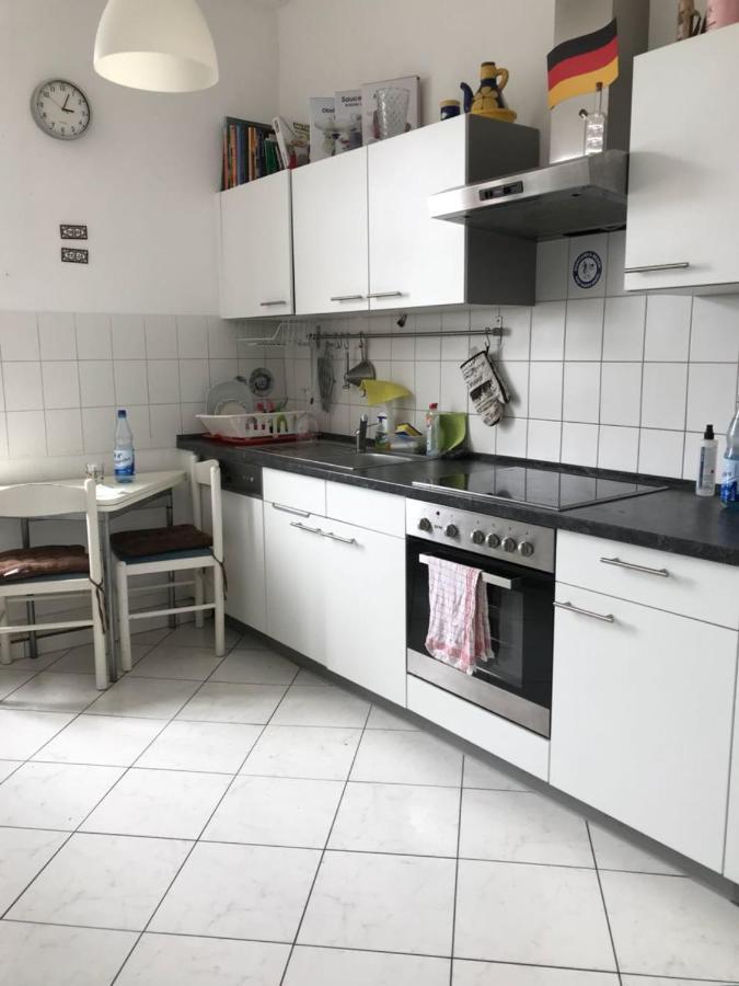 Von Privat, Grosses Zimmer Sehr Zentral In Bad Homburg Stadtmitte Bad Homburg vor der Höhe Exterior photo