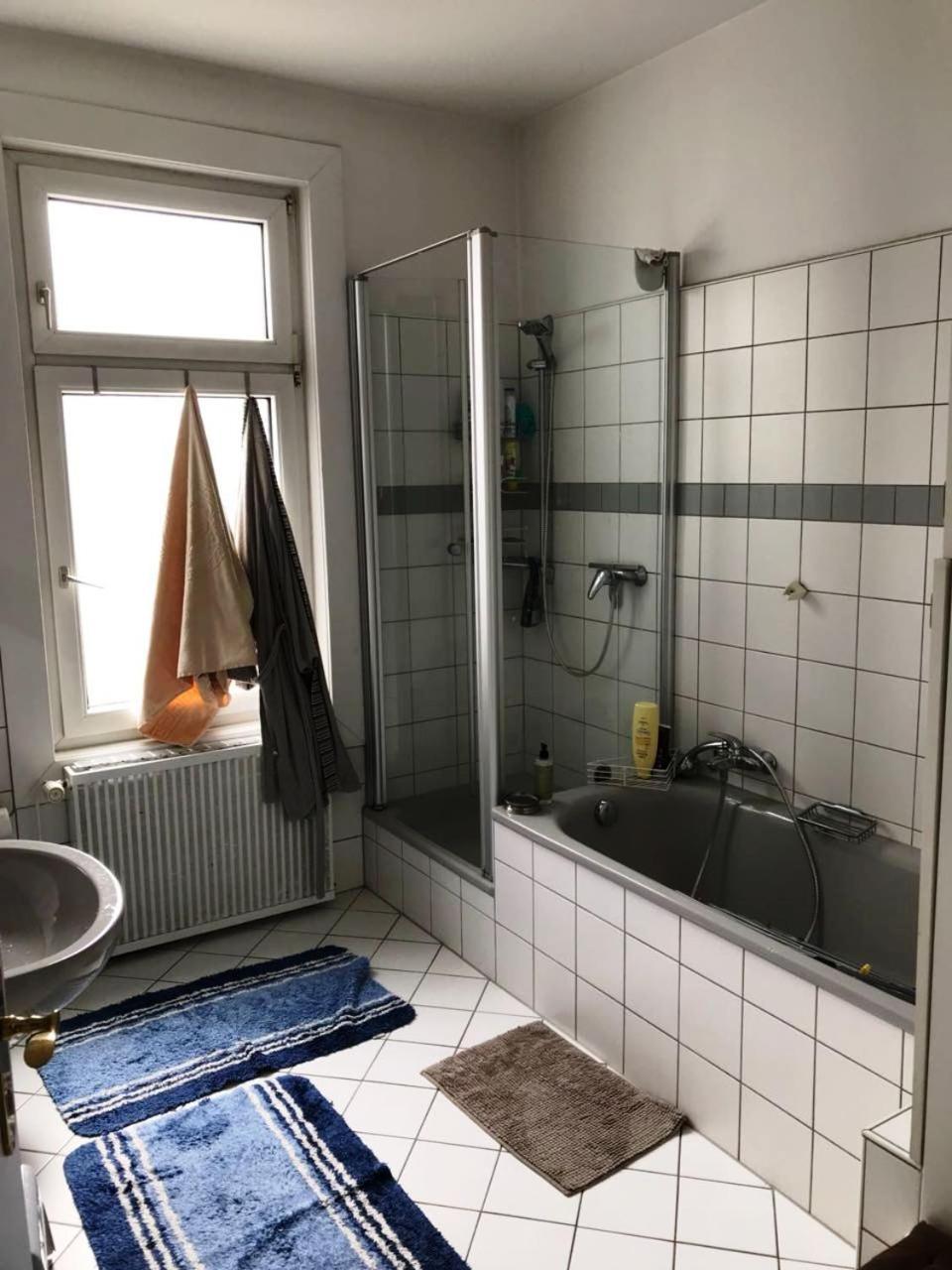 Von Privat, Grosses Zimmer Sehr Zentral In Bad Homburg Stadtmitte Bad Homburg vor der Höhe Exterior photo